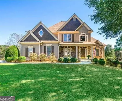 1448 Bentwater Dr, Acworth, GA 30101