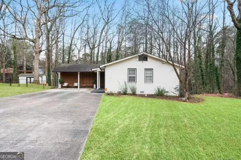 1806 Creat Trl SE, Smyrna, GA 30080