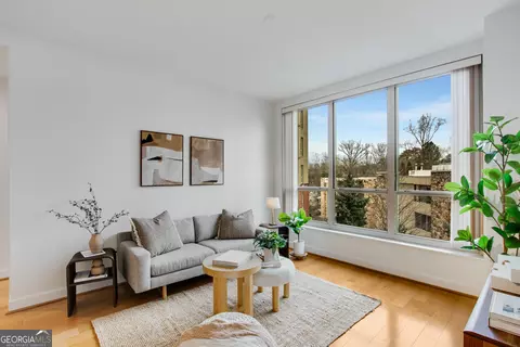 2626 Peachtree Rd NW #608, Atlanta, GA 30305