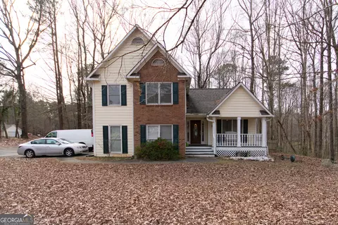 15 Treetop Ln, Newnan, GA 30265