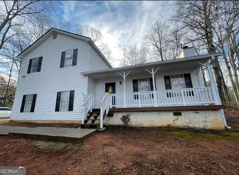 894 Timbercrest Ct, Lithonia, GA 30058