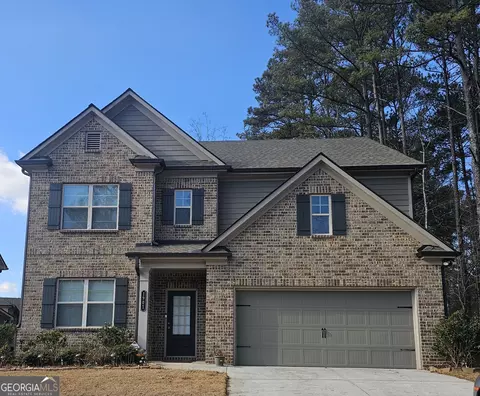 1901 Delmont Dr, Snellville, GA 30078
