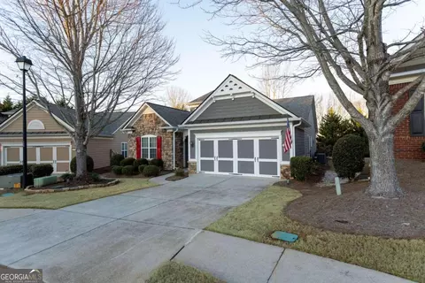 6022 Creekside Ln, Hoschton, GA 30548