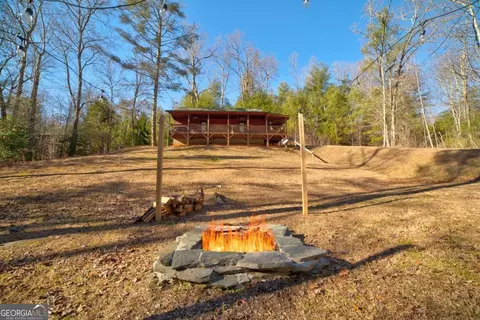 147 Victory Ln, Murphy, NC 28906
