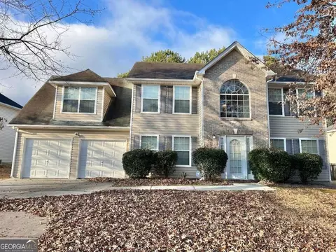 110 Blacktop Dr, Fairburn, GA 30213