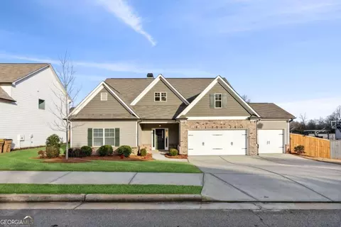 105 Morris Creek Dr, Hoschton, GA 30548