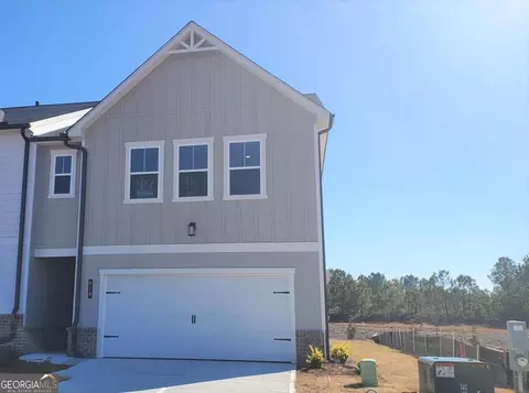 810 Point Place Apt Pl #(18), Loganville, GA 30052