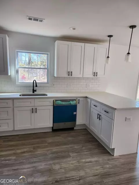 1275 Morningside Dr, Covington, GA 30016 photo 6