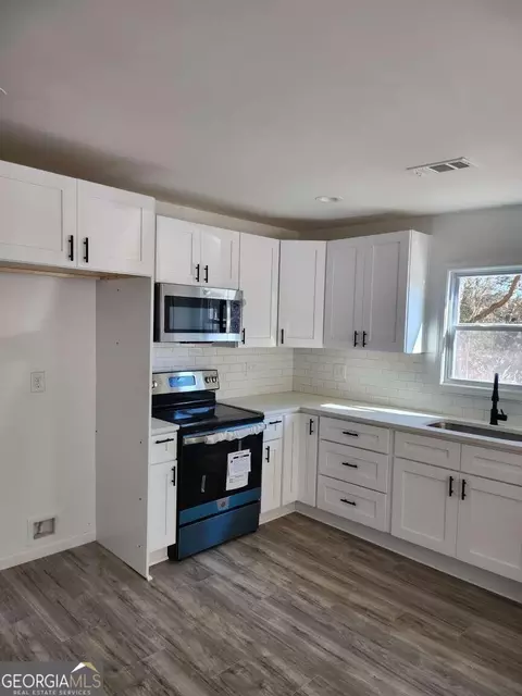 1275 Morningside Dr, Covington, GA 30016 photo 5