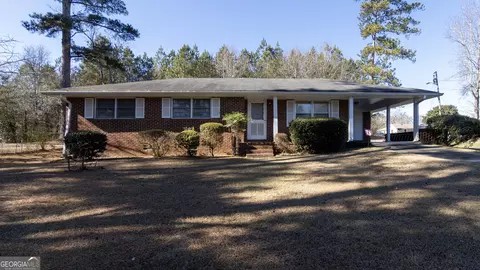 9124 Flat Shoals Rd, Covington, GA 30014