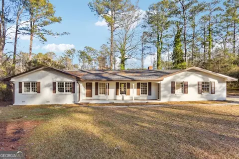 3105 Rockview Dr, Lithonia, GA 30038