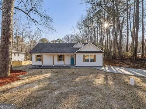6983 Felton Ln, Mableton, GA 30126
