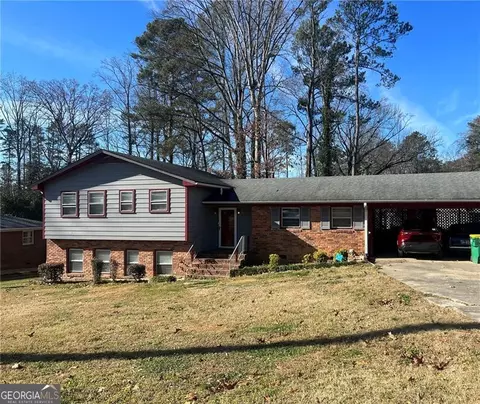 4775 Tanglewood Ln, Forest Park, GA 30297