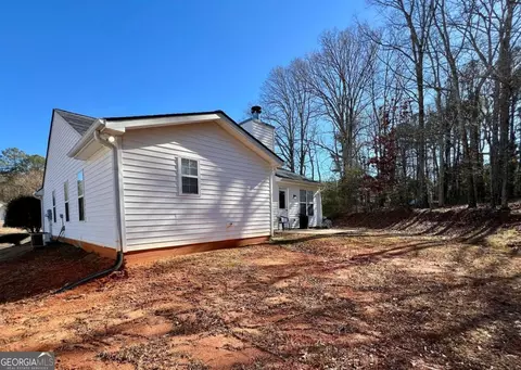 177 Goldleaf Dr, Hampton, GA 30228 photo 3
