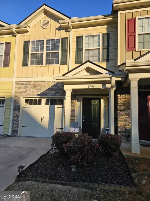 4944 Parke Brook Dr, Acworth, GA 30101