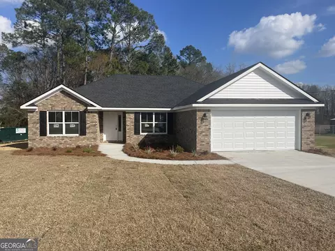 109 Continental St, Glennville, GA 30427