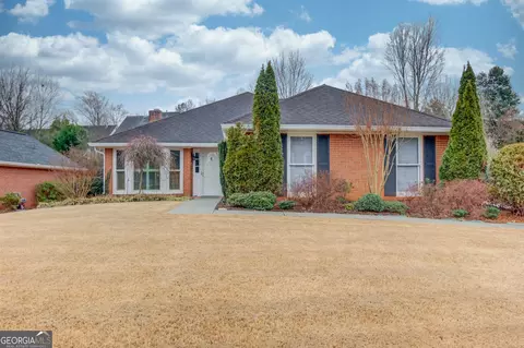 295 Stepping Stone Dr, Alpharetta, GA 30004