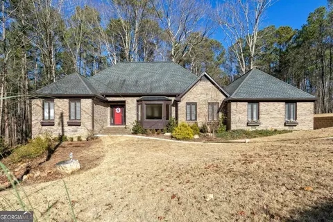 183 Picketts Cir, Acworth, GA 30101