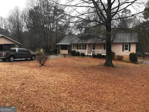 6127 Woodstock Rd, Acworth, GA 30102