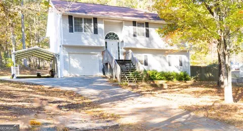 110 Balouse Gilley Dr, Carrollton, GA 30116
