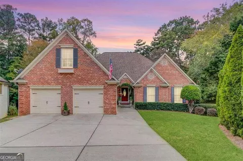 575 Timber Ives Dr, Dacula, GA 30019