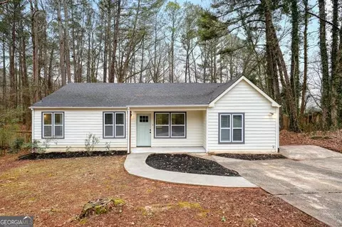 226 Apple Branch Dr, Woodstock, GA 30188