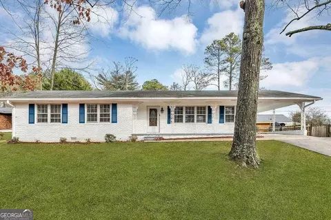 4364 Herschel Rd, College Park, GA 30337