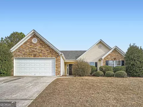 959 Creek Cove Way, Loganville, GA 30052