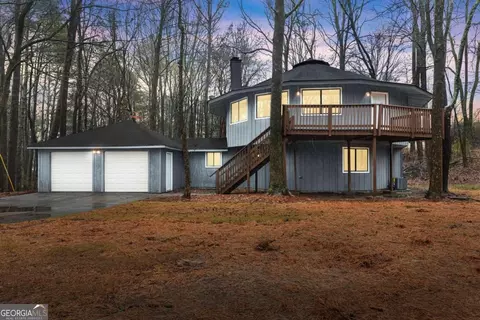 365 Kendrix Rd, Sugar Hill, GA 30518