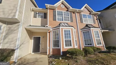 7594 Creekside Ln, Riverdale, GA 30296
