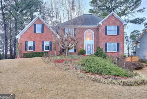 2441 Meadow Grove Way SW, Lilburn, GA 30047