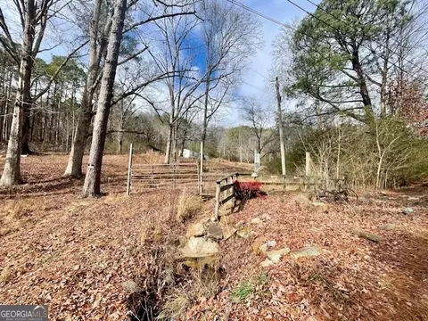 585 Orchard Rd, Summerville, GA 30747