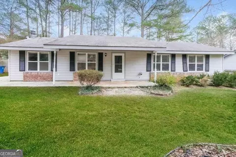 8894 Burnham Way, Jonesboro, GA 30238