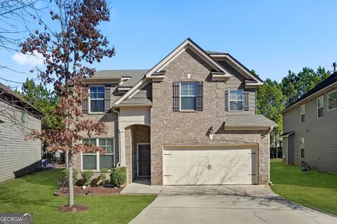 3105 Duke Dr, Fairburn, GA 30213