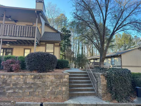 910 Woodcliff Dr #910, Sandy Springs, GA 30350