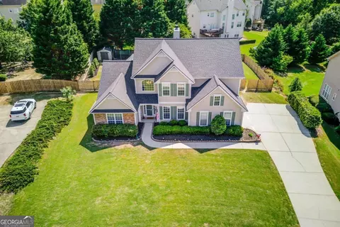 3427 Seneca Farm Dr, Buford, GA 30519