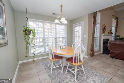 Dining - 12697 Simmons Rd, Hampton, GA 30228 photo 4 of 6