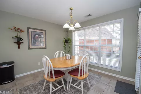Dining - 12697 Simmons Rd, Hampton, GA 30228 photo 5 of 6