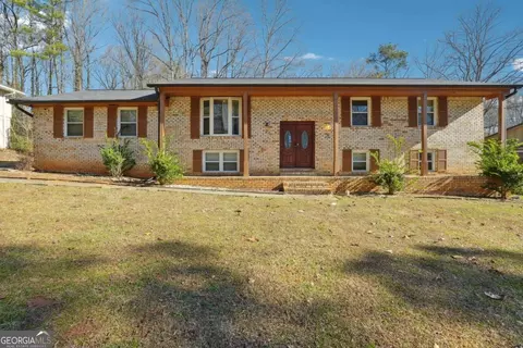 4311 Cedar Ridge Trl, Stone Mountain, GA 30083
