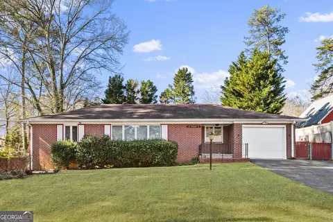 128 Shawnee Trl SE, Marietta, GA 30067