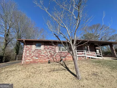 934 Woodward Cir SW, Mableton, GA 30126