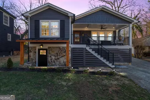 4451 Seminole Dr, Acworth, GA 30101