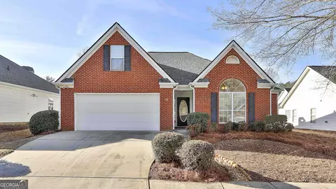 38 Riva Ridge Ln, Newnan, GA 30263