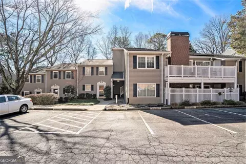 1750 Clairmont Rd #17, Decatur, GA 30033
