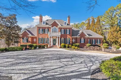 210 Gold Leaf Ln, Canton, GA 30114