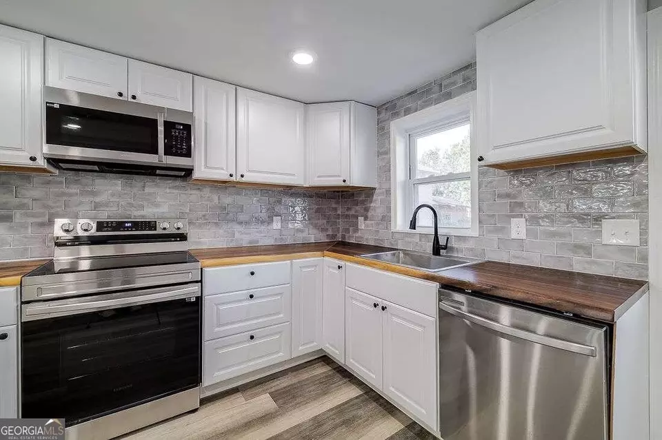  1422 12 Chester St, Savannah, GA 31415 photo 14