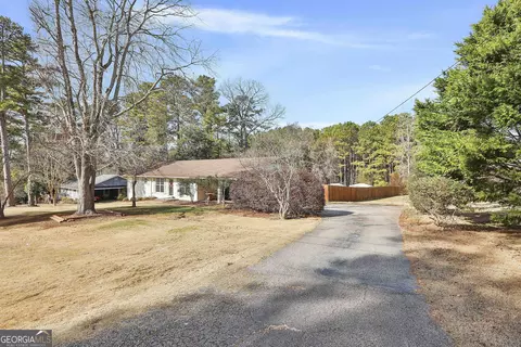202 N Chilton Cres, Lagrange, GA 30240 photo 2