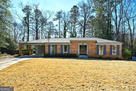 45 Willow Springs Ln, Roswell, GA 30075