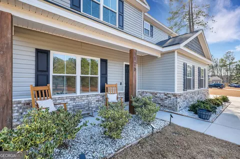 Exterior - 127 Taylor Dr, Guyton, GA 31312 photo 5 of 15