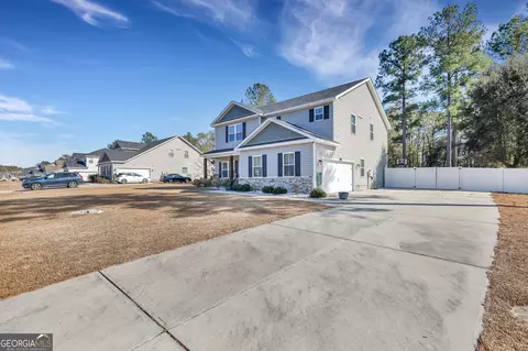 Exterior - 127 Taylor Dr, Guyton, GA 31312 photo 3 of 15